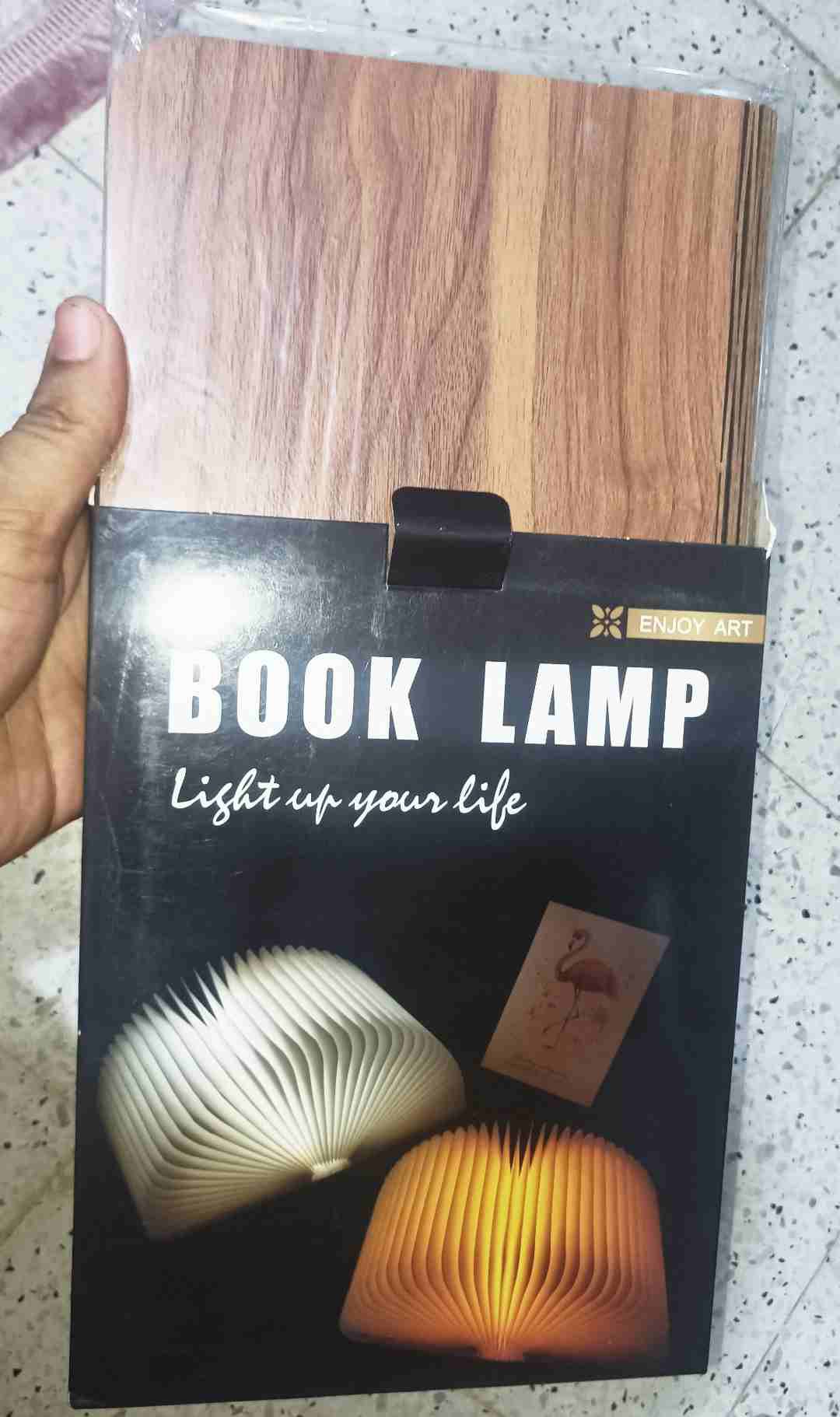 Book Lamp - الصورة 3